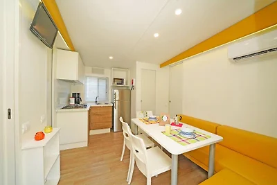 Casa mobile a Desenzano con piscina