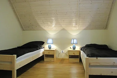 Ferienhaus mit Terrasse, direkt am See