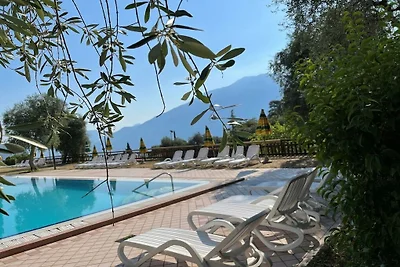 Lac Azzurro.  IT017189C2FL6ADCC3