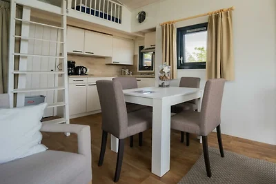 Ferienhaus in Bovenkarspel mit Terrasse