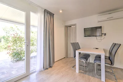 Mobiele woning bij strand in Banjole