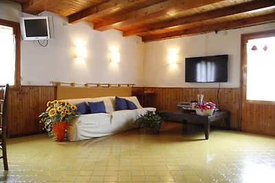 Accogliente Villa con 
Giardino Privato a Ber...
