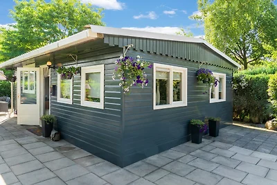 Chalet in Reutum bij Almelo Nordhorn Kanaal