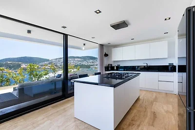 Villa a Kalkan con piscina