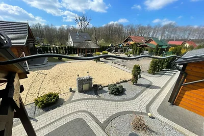 Komfortable Ferienhäuser direkt am See