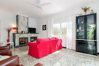 Pretty apartment with balcony