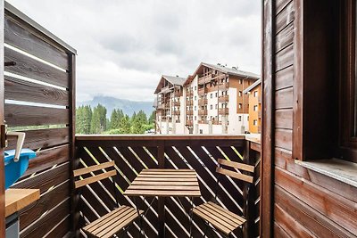 Appartamento a Morillon con balcone