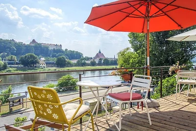 Apartamento vacacional en Pirna con piscina.
