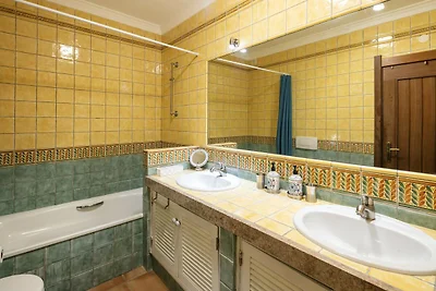 Charmante Wohnung in Benagil mit Pool
