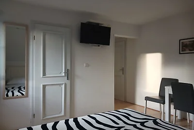 Villa Lika Annex - Double Room 3 (small room)