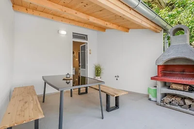 Ruhiges Ferienhaus in der Nähe von Baška