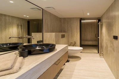 Luxe appartement met ruim terras