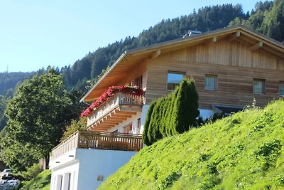 Bauernhof in Innichen mit Schwimmbecken