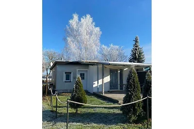 Bungalow aan de Zeulenroda-zee