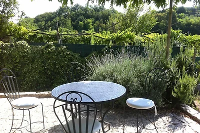 Villetta con giardino, terrazza e barbecue