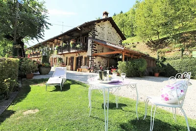 Schönes Ferienhaus in Pedavena mit Garten