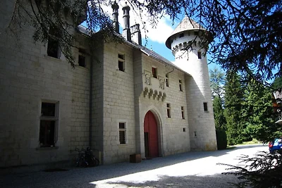 Schloss in Serrières-en-Chautagne mit...