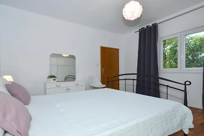 Apartments Nina - Two Bedroom Apartment with ...