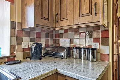 Cottage bij Cardigan Bay met bubbelbad