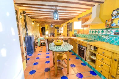 Bauernhaus am Fluss in Algarinejo