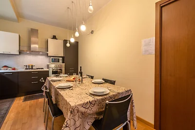 Modernes Apartment in Meina in Seenähe