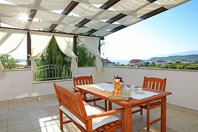 Geräumiges Ferienhaus mit privater Terrasse