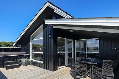 Gezellig vakantiehuis in Lokken, aan zee