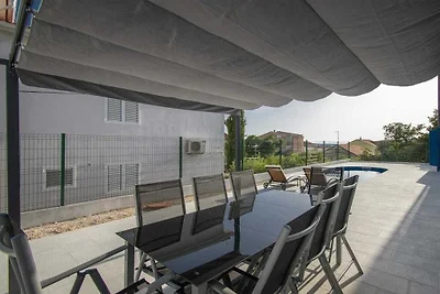 Villa Blue Chill