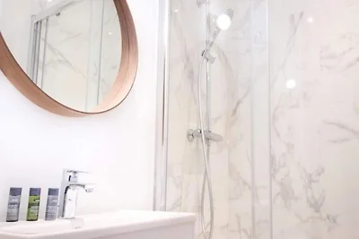 Gemütl. Wohnung Nähe St-Jean Bahnhof