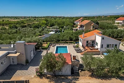 Villa a Polaca con piscina privata