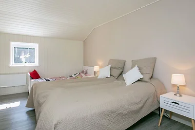 8 Personen Ferienhaus in Væggerløse