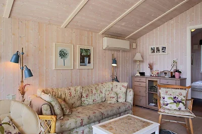 4 Personen Ferienhaus in Føllenslev-By Traum