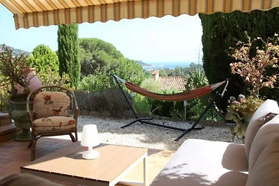 Villa in Cavalière mit Pool und Meerblick