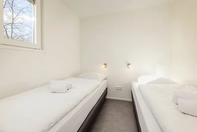 Modernes Chalet in der Nהhe des Sees