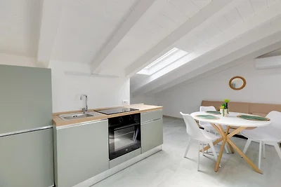 Mansardenstudio, mit Klimaanlage