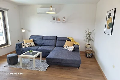 Two Bedroom Apartment with Balcony and Sea Vi...