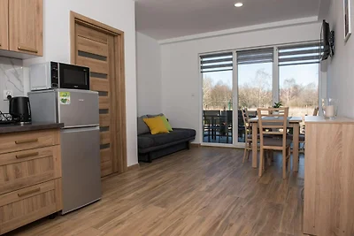 Ferienwohnung mit Pool in Jaros?awiec