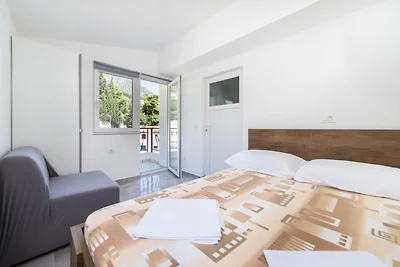 Studio Apartment With Balcony (A1)