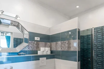 Deluxe apartment Marghareta - Three Bedroom A...