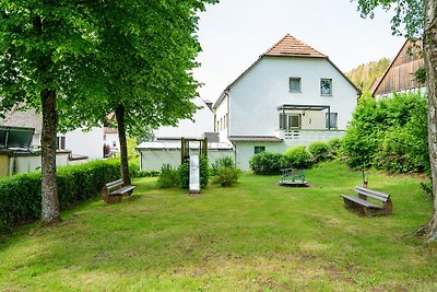 Appartement in Brilon met een kleine tuin