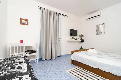 Apartments Vera - One-Bedroom Apartment with ...