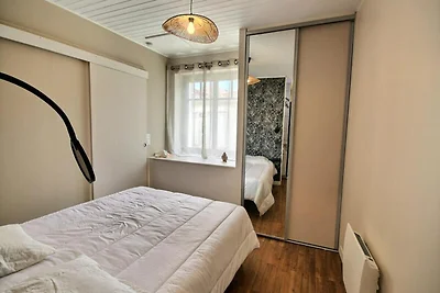 Haus in Arago in der Nähe von Strand und...