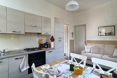 Elegant appartement aan het meer in Luino