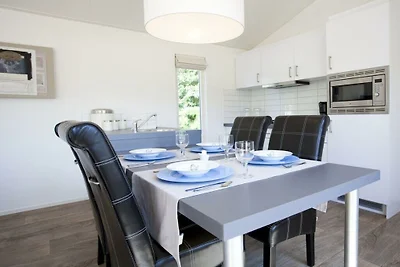 Ferienhaus in Velsen-zuid mit Terrasse