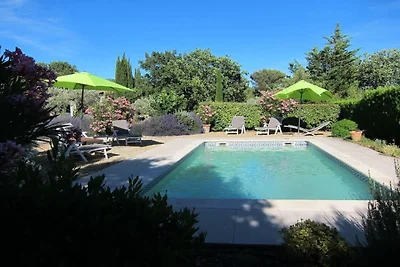 Retraite, aan het zwembad bij Cabrières...