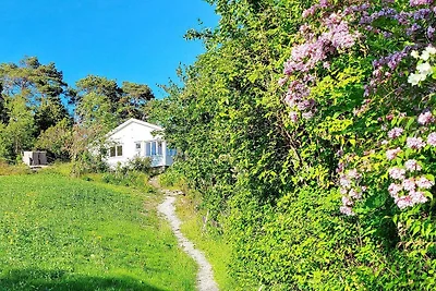 4 Personen Ferienhaus in UDDEVALLA-By Traum