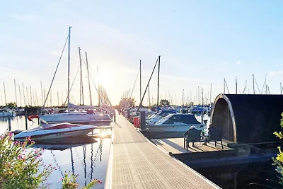 Unieke waterbubbel bij de jachthaven