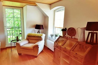 Einladende Ferienwohnung in Wiek mit Garten