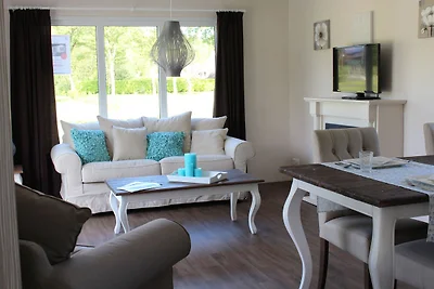 Komfortables Chalet mit WLAN im grünen...
