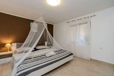 Apartments Robi & Kristina - Two Bedroom Apar...